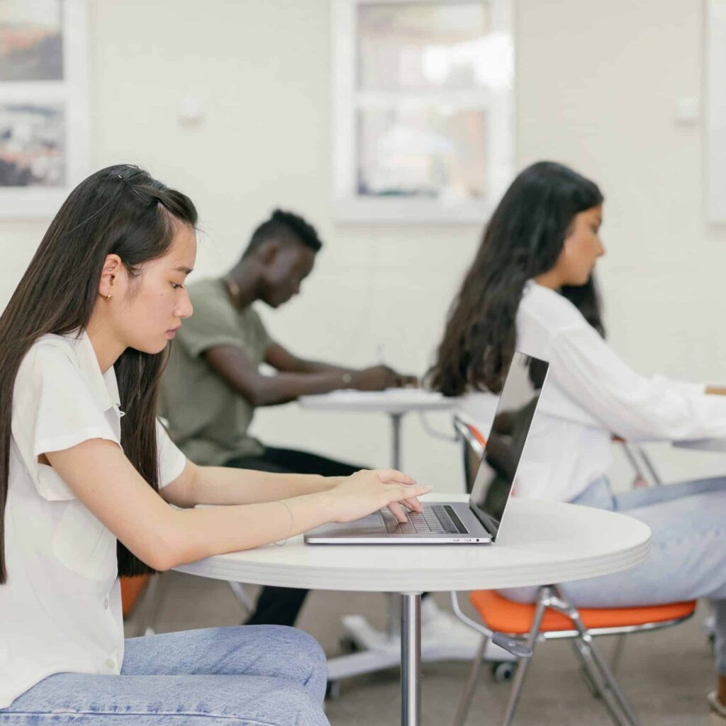 Best English Language Cetre in Kuala lumpur, Malaysia, VI Academy