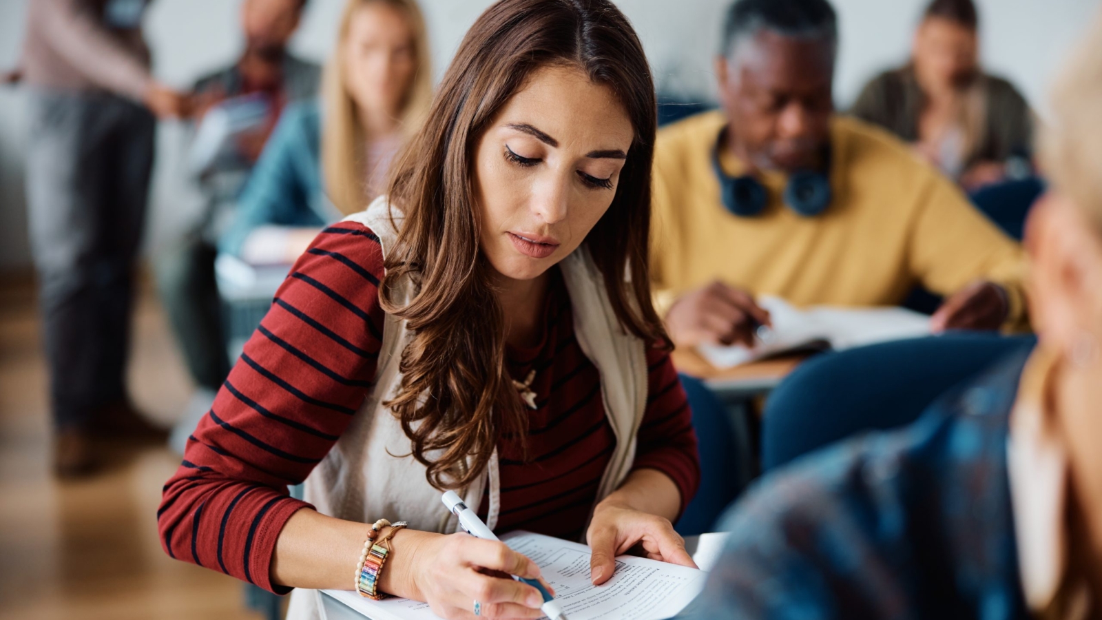 students giving ielts examination