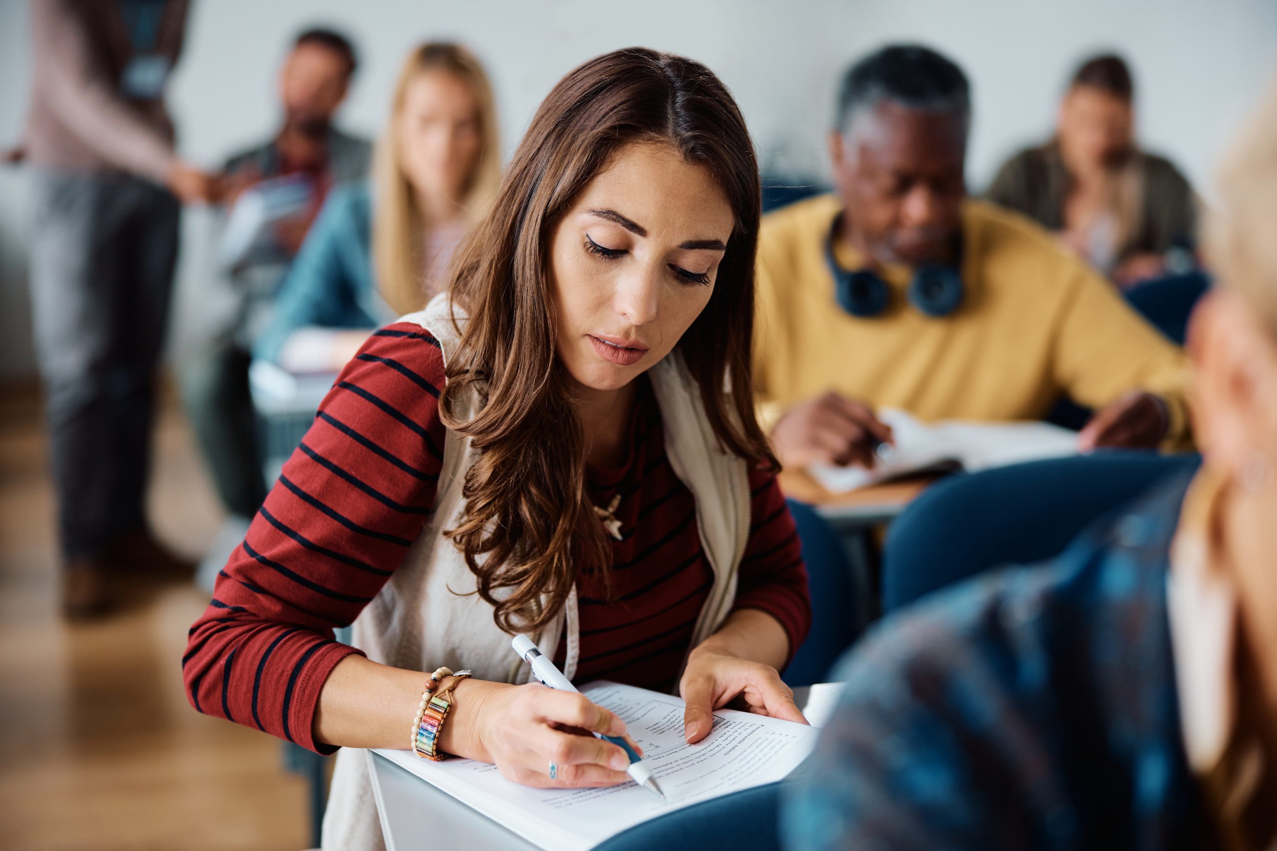 students giving ielts examination